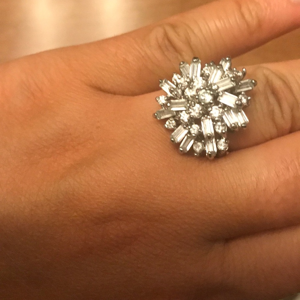 Costume Baguette cluster ring